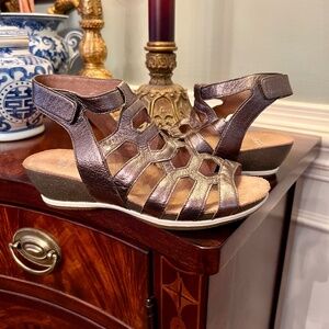 NEW Dansko Pewter Nappa Leather Caged Gladiator Wedge Sandals Shoes Size 36 or 6